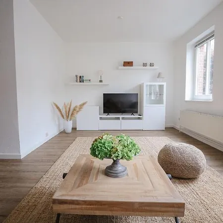 Ferienwohnung Wohnen Am Park Lübeck Exterior foto
