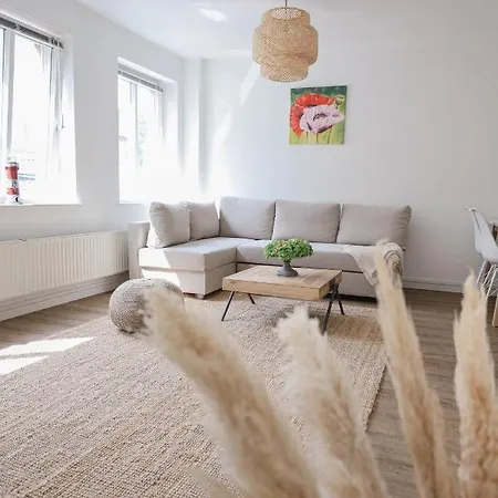 Ferienwohnung Wohnen Am Park Lübeck Exterior foto